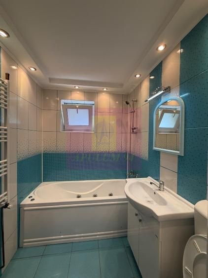 Casă modernă cu 5 camere și două terase | Zona Primăriei Sectorului 1 — fotografia 4