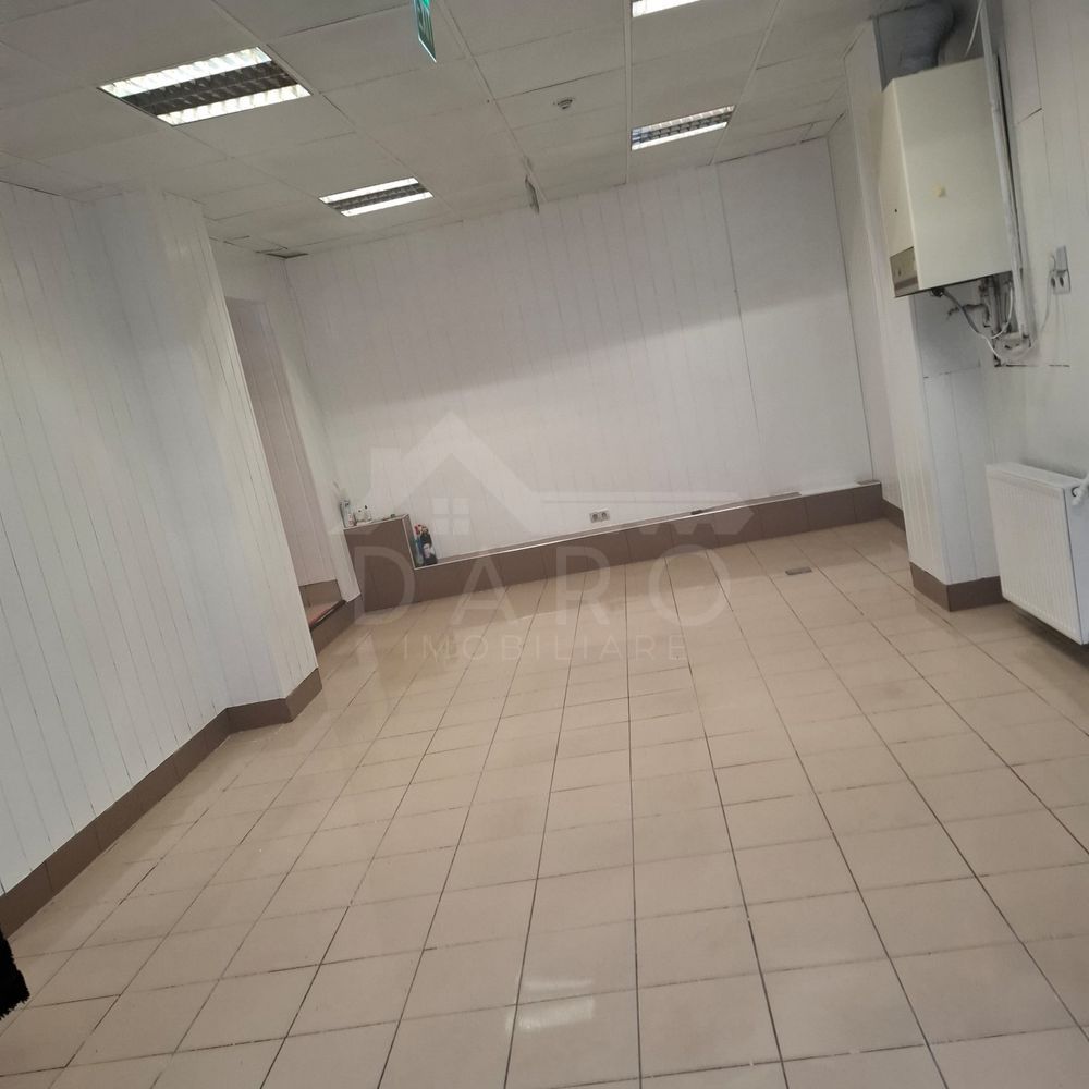 Închiriez spațiu comercial — fotografia 2