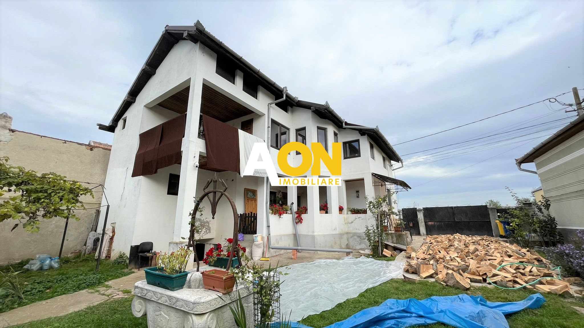 Casa de vanzare, 3 camere, 3200mp teren, comuna Ciugud