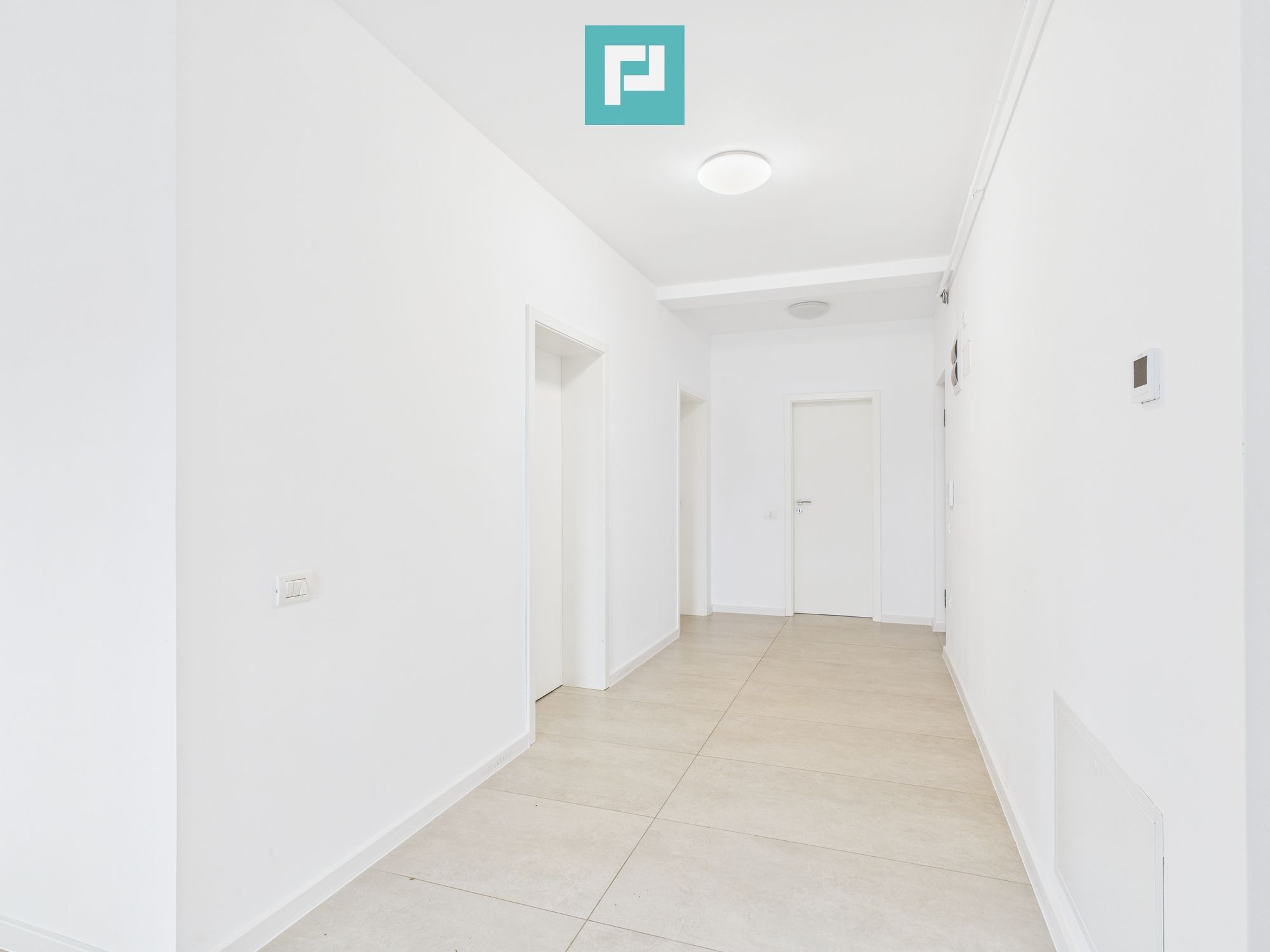 Apartament cu 2 camere, terasă generoasă – Moșnița — fotografia 6