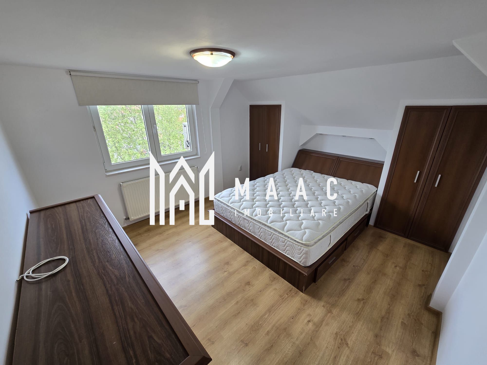 Apartament 3 camere decomandate 2 bai etaj 3 Zona Terezian — fotografia 4