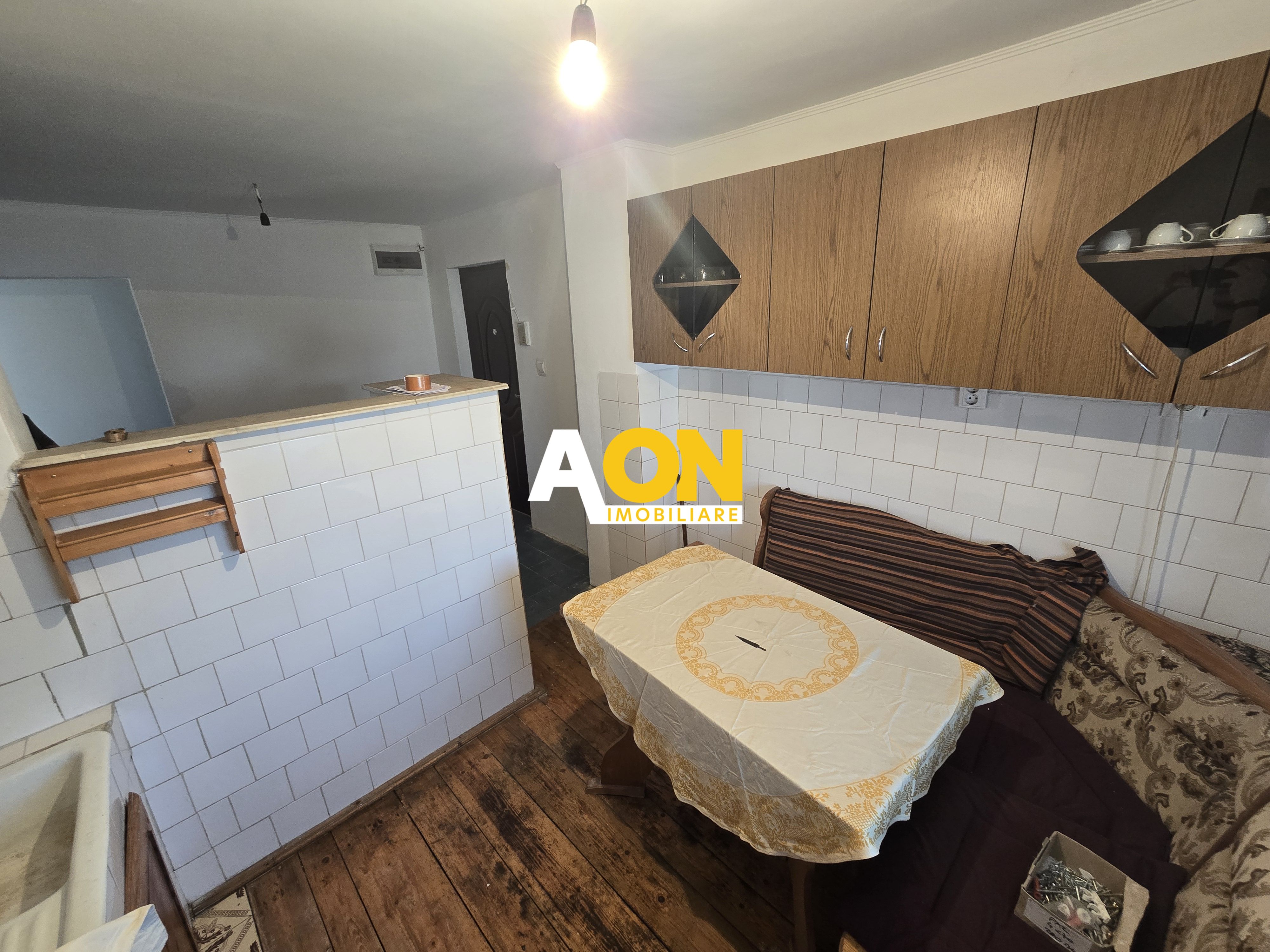 Apartament 2 Camere Decomandat, Parter Inalt