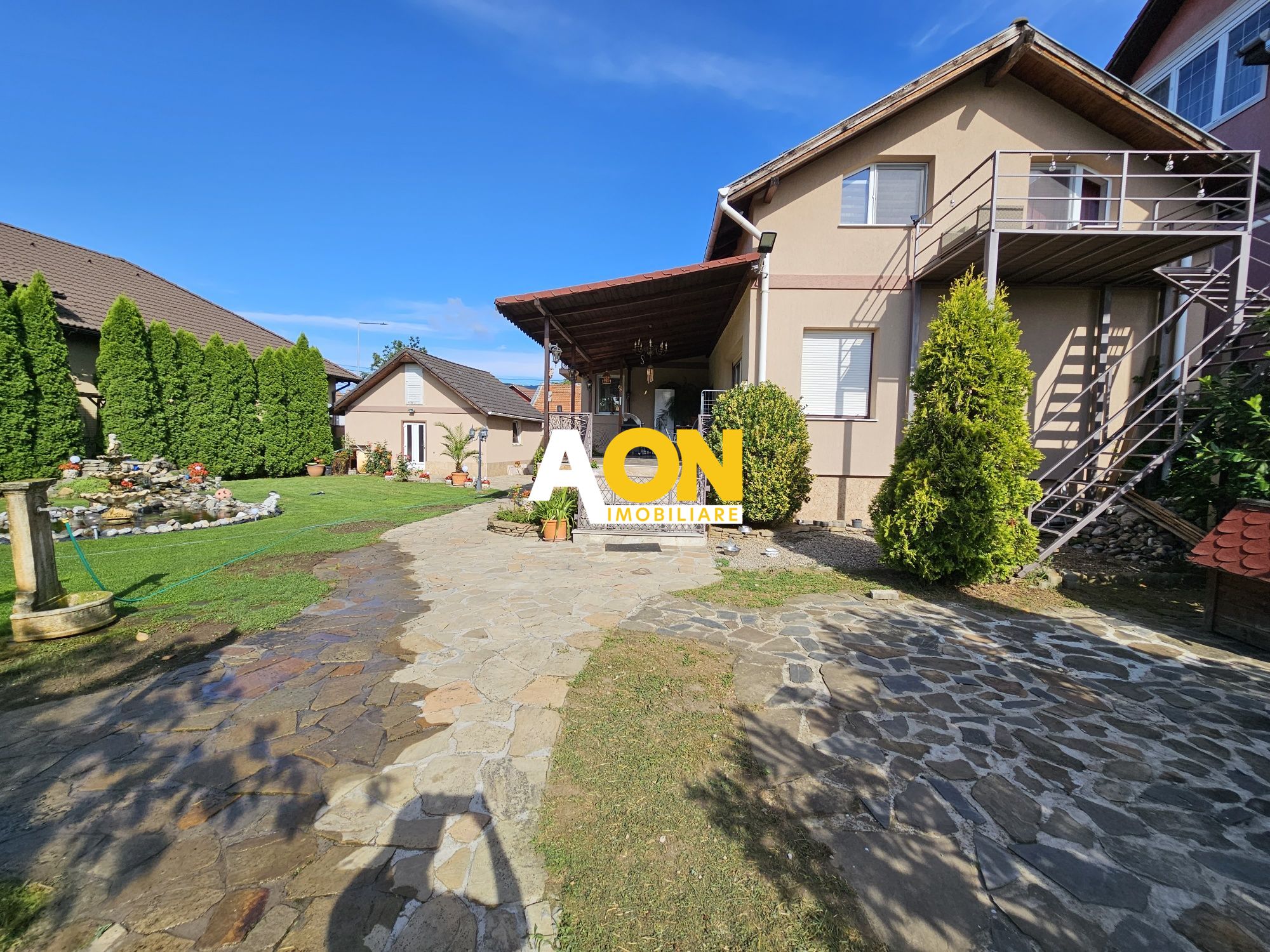 Casa 7 camere, 789 mp teren, Cetate