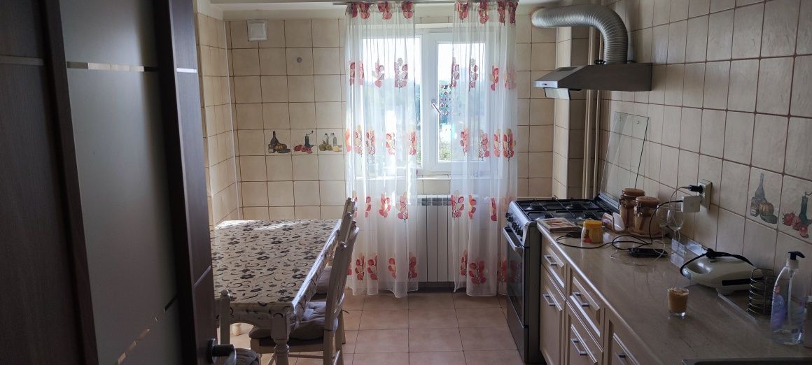 Apartament 4 camere Calea Văcărești — fotografia 3