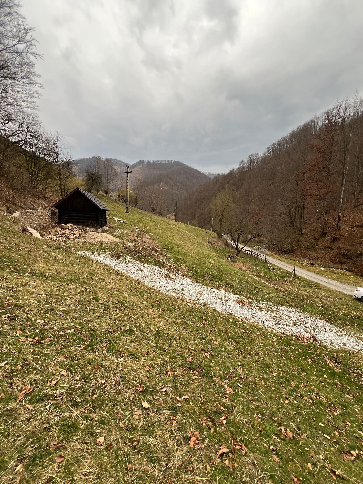 Teren intravilan 1.28ha Remeti–perfect pensiune/cabane, zonă turistica — fotografia 7