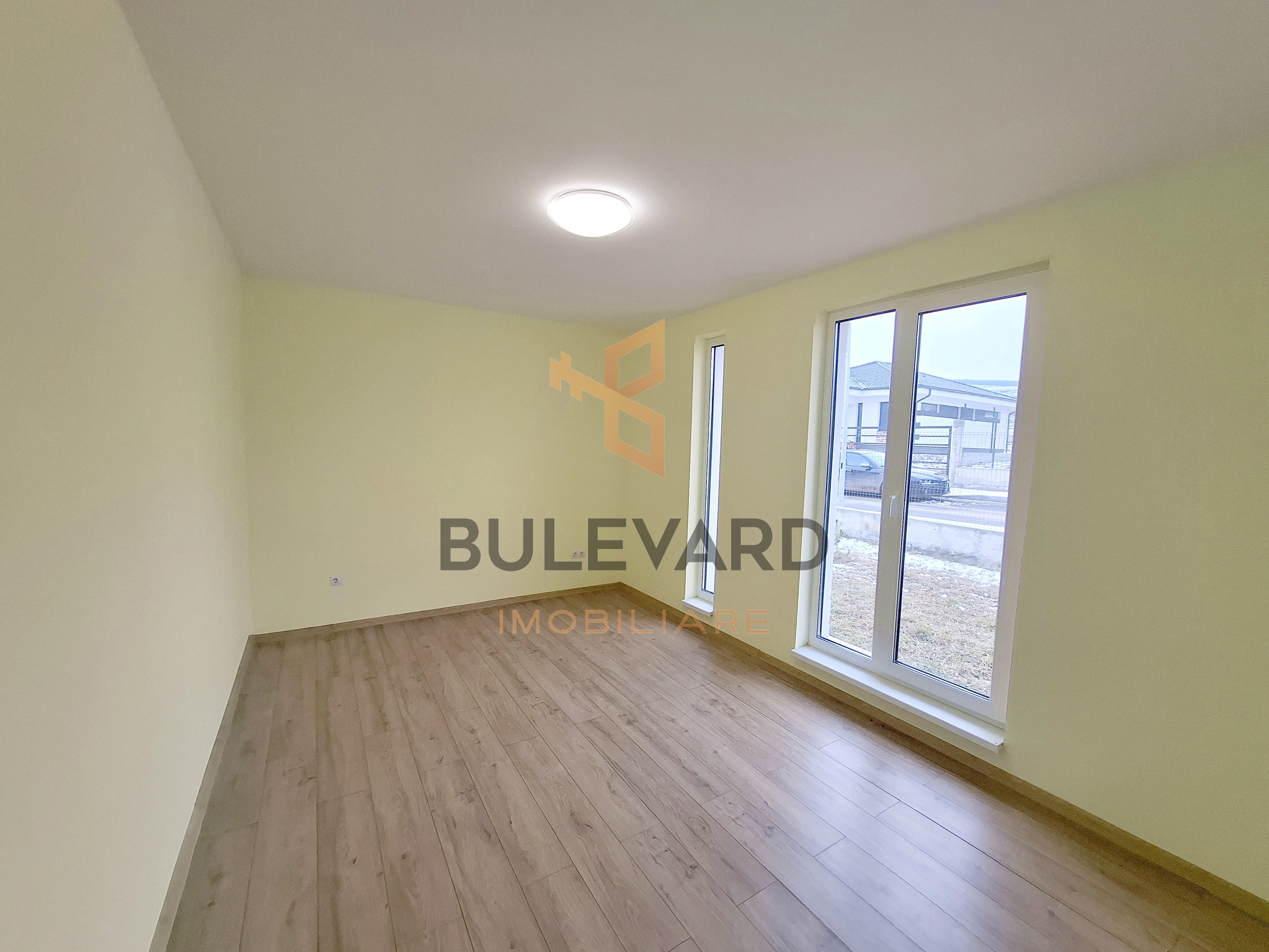 De inchiriat casa individuala in Corusu! — fotografia 13