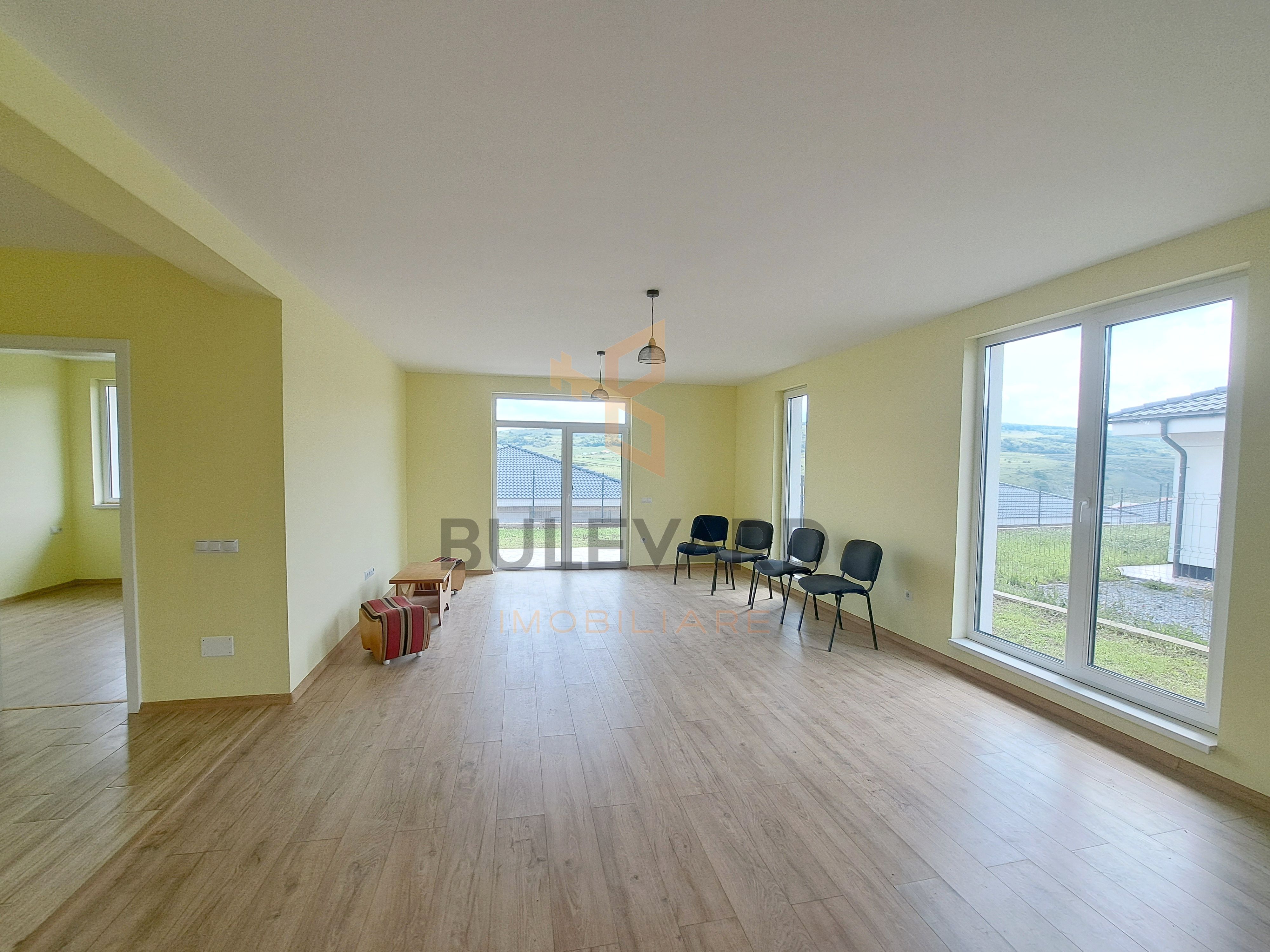 De inchiriat casa individuala in Corusu! — fotografia 6