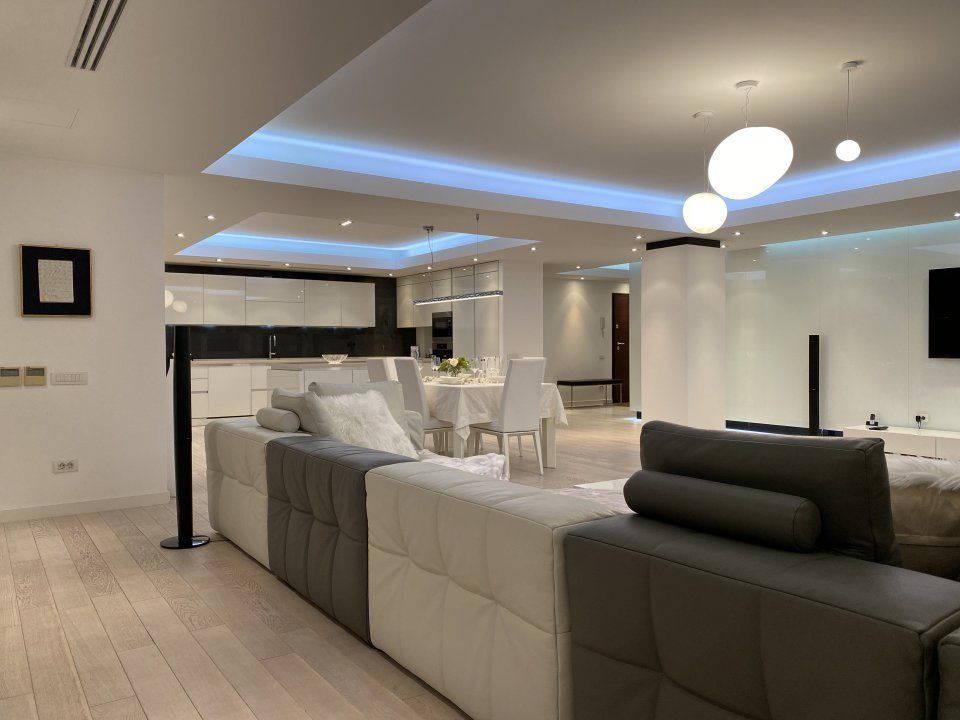FOR SALE LUXURY APARTMENT ** HERASTRAU ** NORDULUI ** — fotografia 3