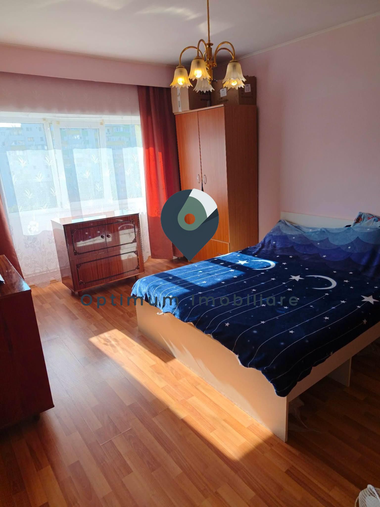 Apartament cu 3 camere, 2 bai in Manastur, zona Ion Mester !