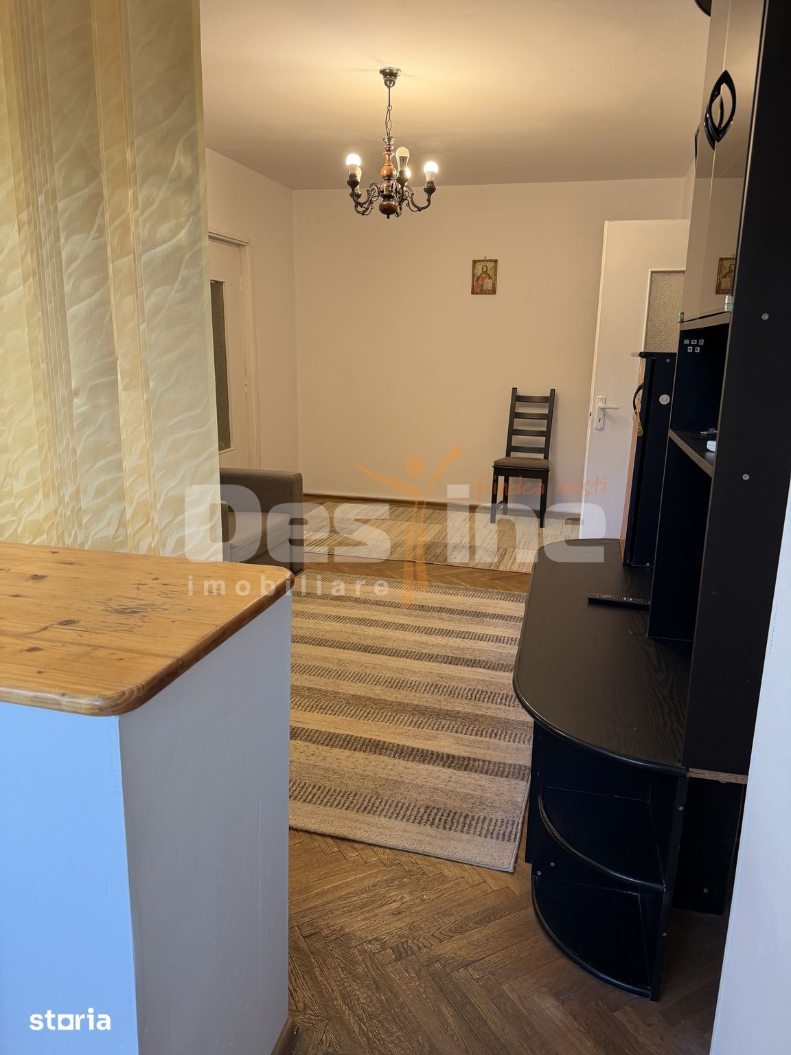 Apartament 2 camere de închiriat, loc de parcare inclus — fotografia 4