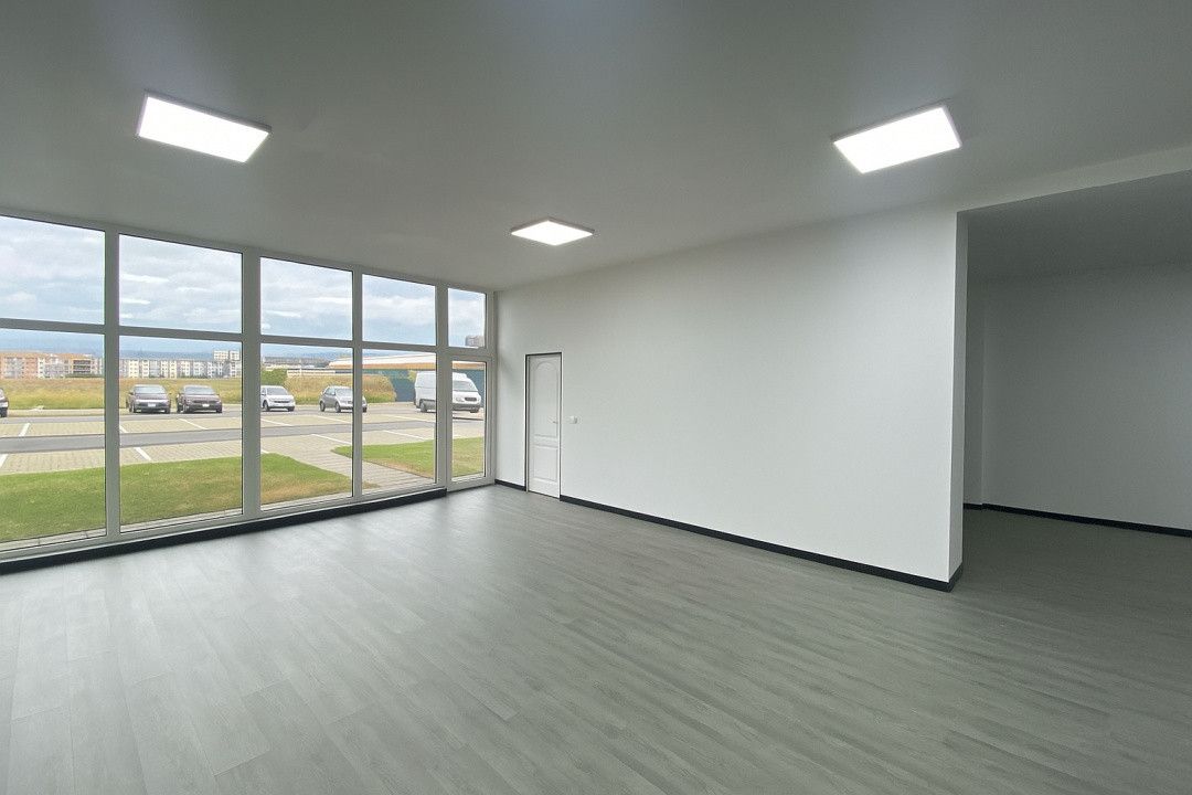 Spatiu comercial open space stradal 164mp FINISAT Dedeman D-na Stanca — fotografia 3