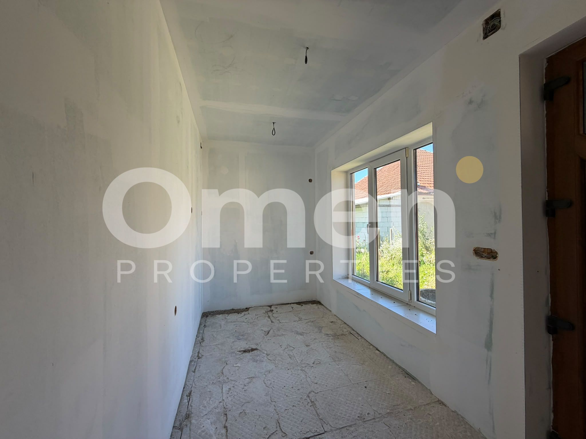 Casa de vanzare cu 11 ari de teren | Lapusel — fotografia 7