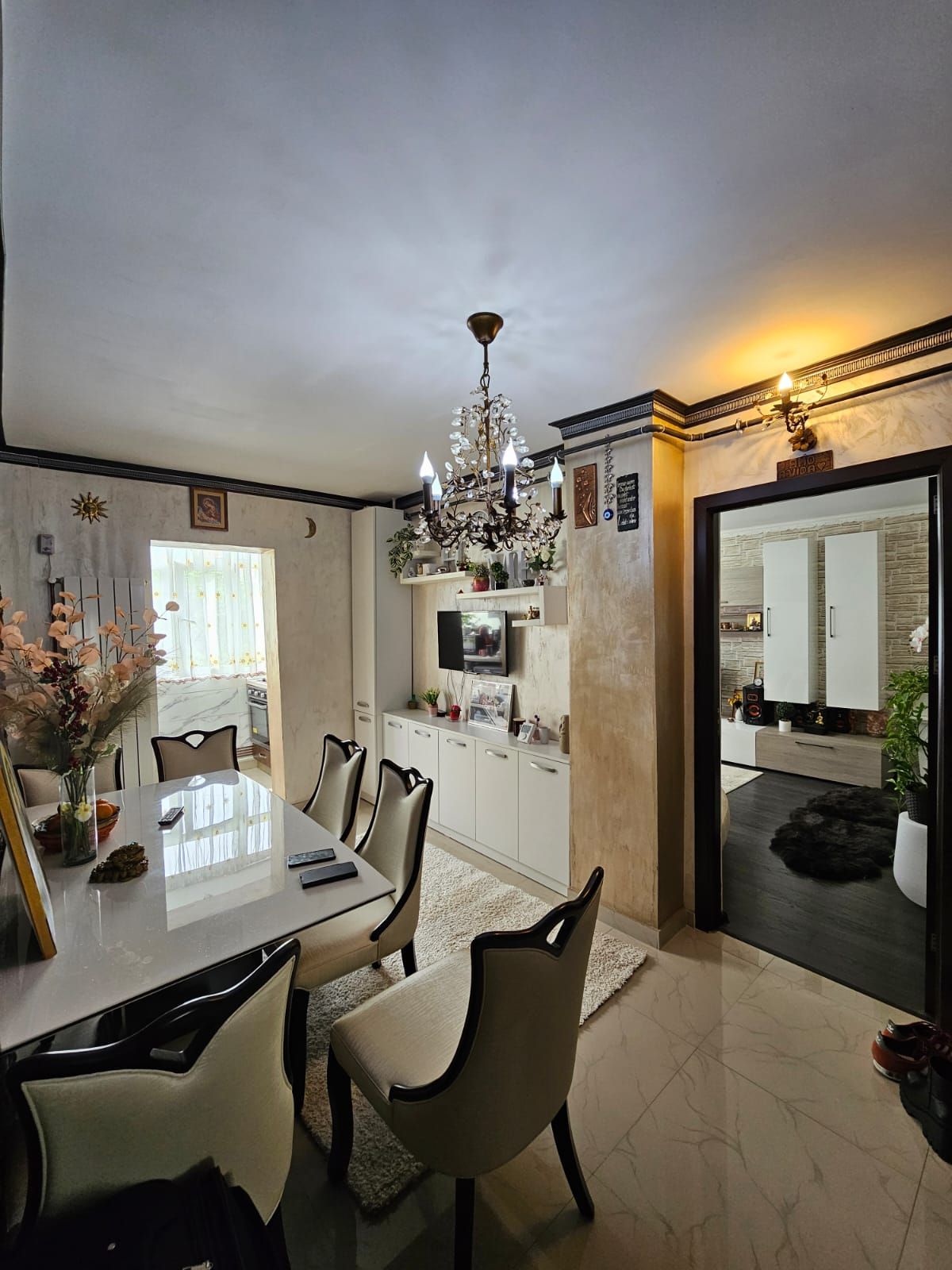 Apartament 2 decomandate- Craiovita Noua