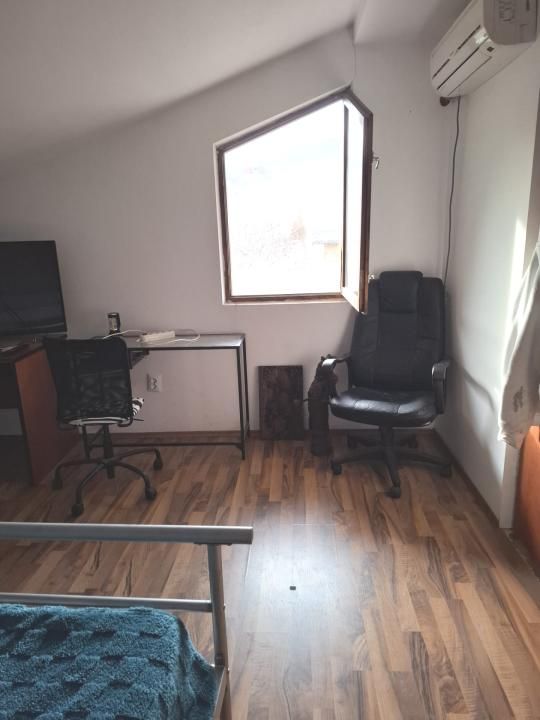 Casa Poiana Campina 6 camere, 228 mp. S.C. . 1521 mp teren.! — fotografia 15