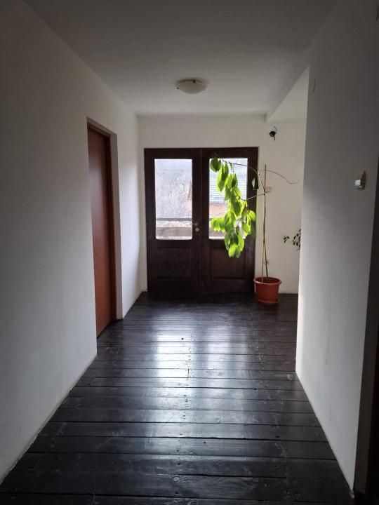 Casa Poiana Campina 6 camere, 228 mp. S.C. . 1521 mp teren.! — fotografia 5