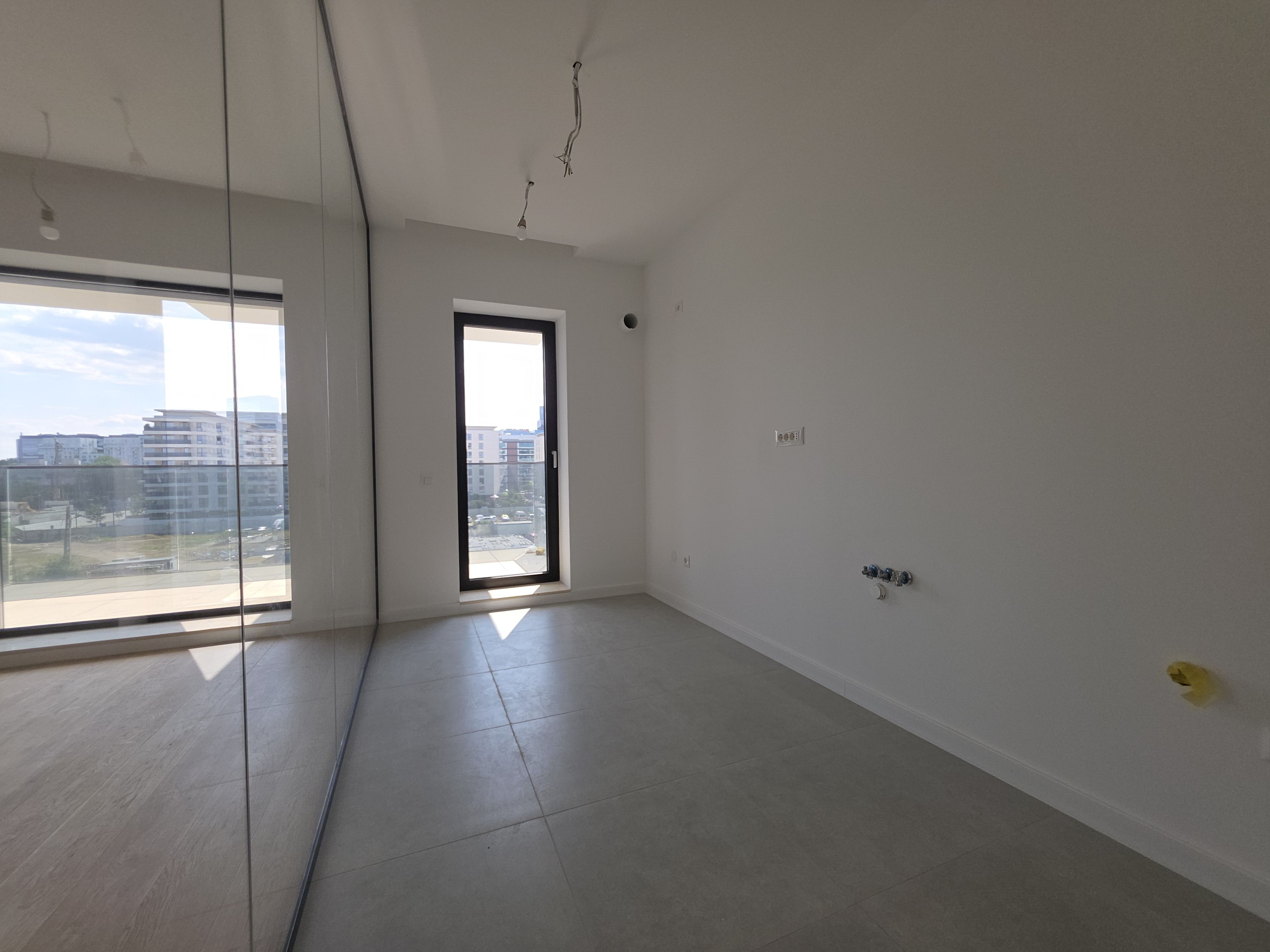 Apartament 3 camere la 5 minute de Promenada Mall ! — fotografia 9