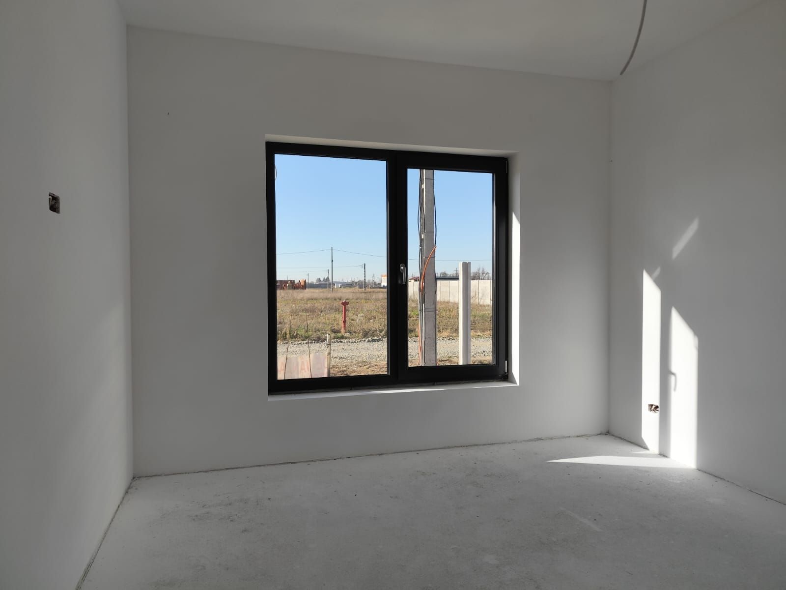 Casa noua cu fotovoltaice, parter 4 camere, Santandrei, Bihor, VANZARE — fotografia 9