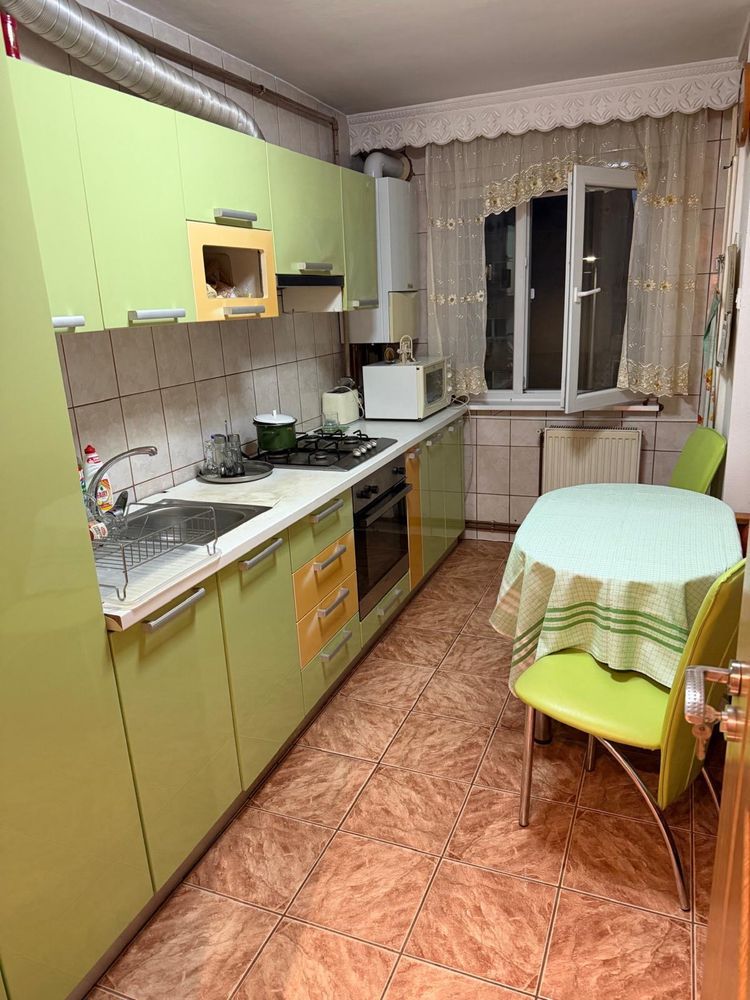 Apartament 2 camere, decomandat - zona Industriala (Sub Stadion) — fotografia 3