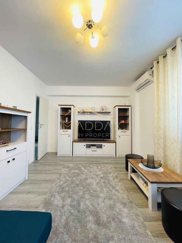 Inchiriez apartament 2 camre Dream-Residence+loc parcare