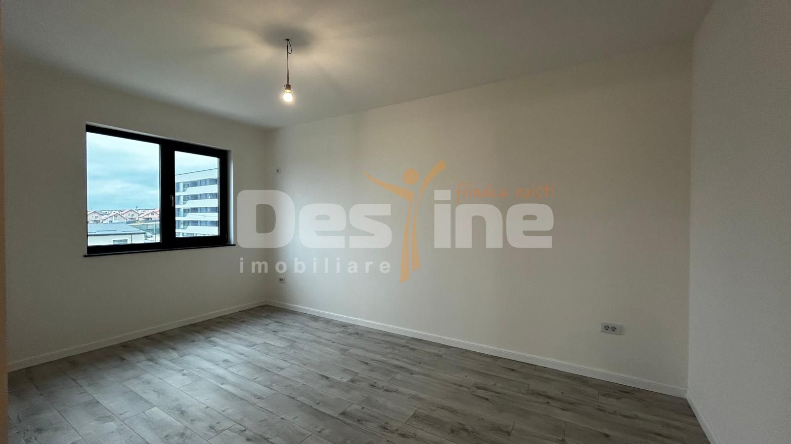 Apartament 2 camere decomandat, etaj intermediar + loc parcare, Rediu — fotografia 3