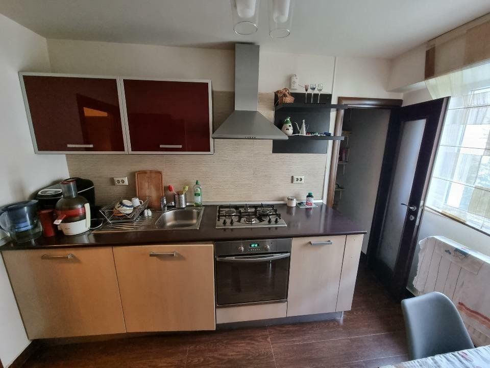 Proprietar vanzare apartament trei camere mobilat/utilat Calea Calarasi, sect 3 — fotografia 4