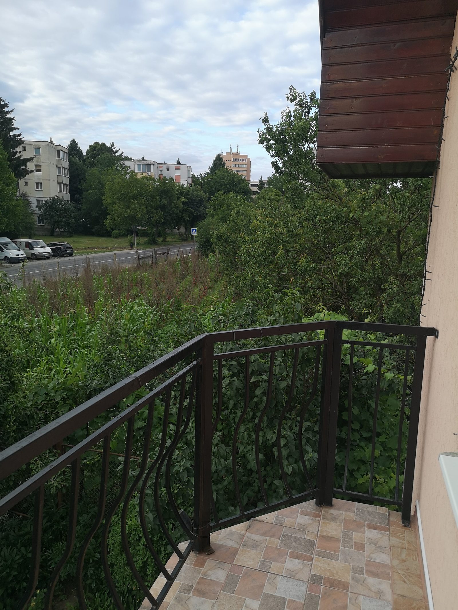 Două case în aceeași curte — 228 mp utili, 1.000 mp teren, Calea Sighișoarei — fotografia 34