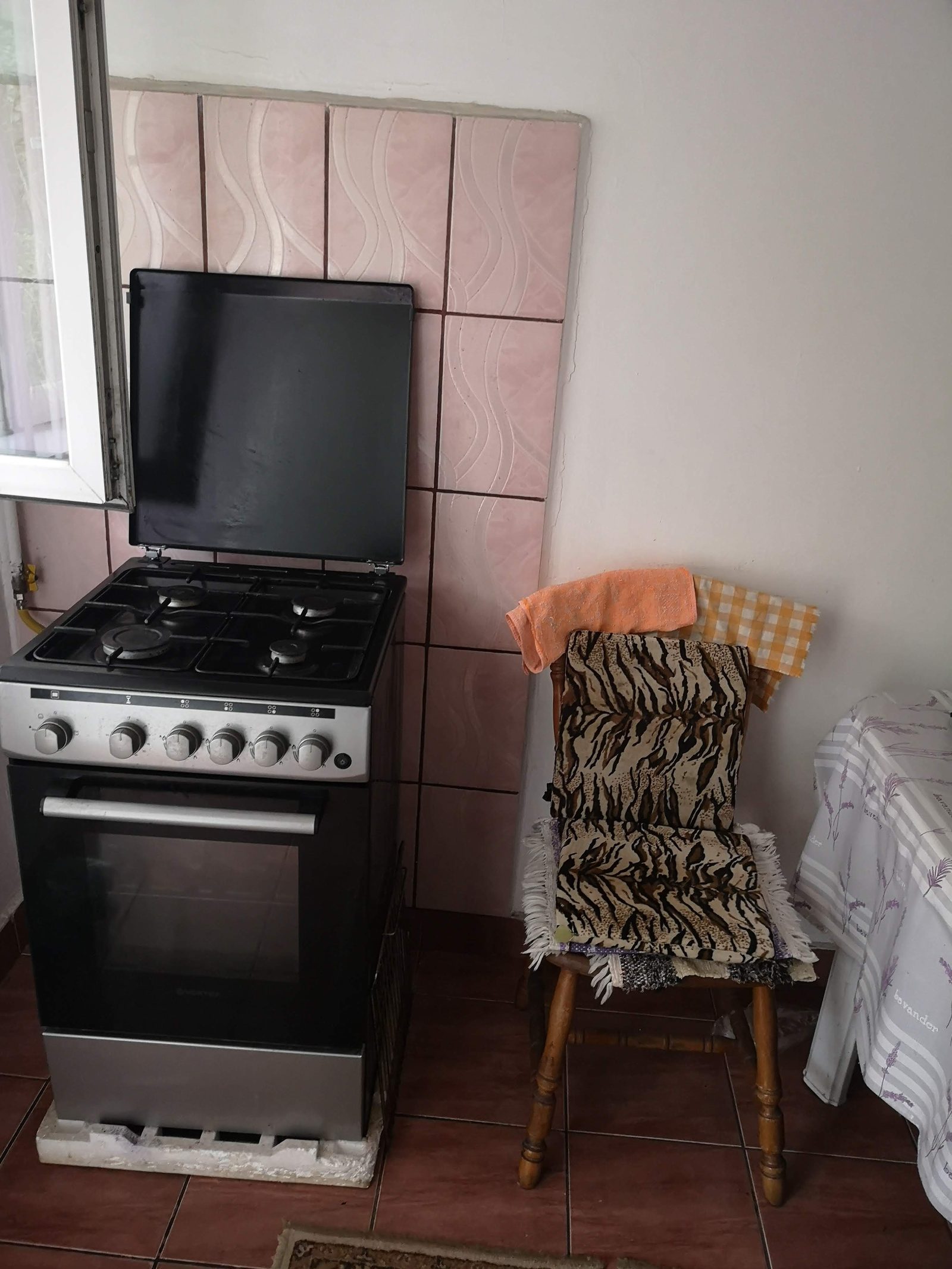 Două case în aceeași curte — 228 mp utili, 1.000 mp teren, Calea Sighișoarei — fotografia 56