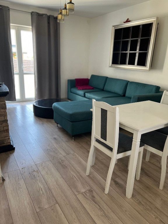 Sau/închiriez casa P+1E capătul Comunei Berceni Mănăstirea Sf. Treime — fotografia 2