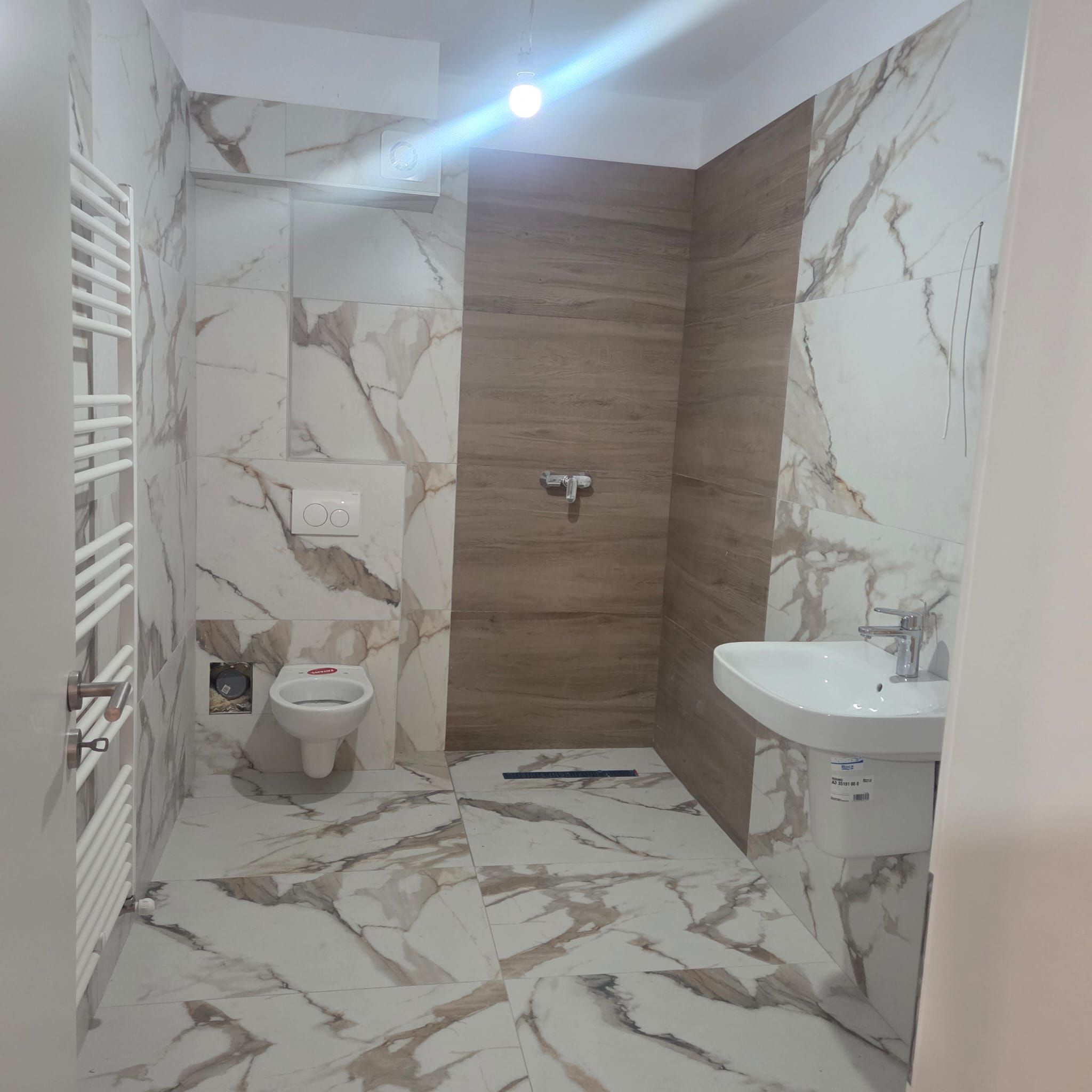 Apartament  2 camere Tractoru ,bloc nou! — fotografia 5