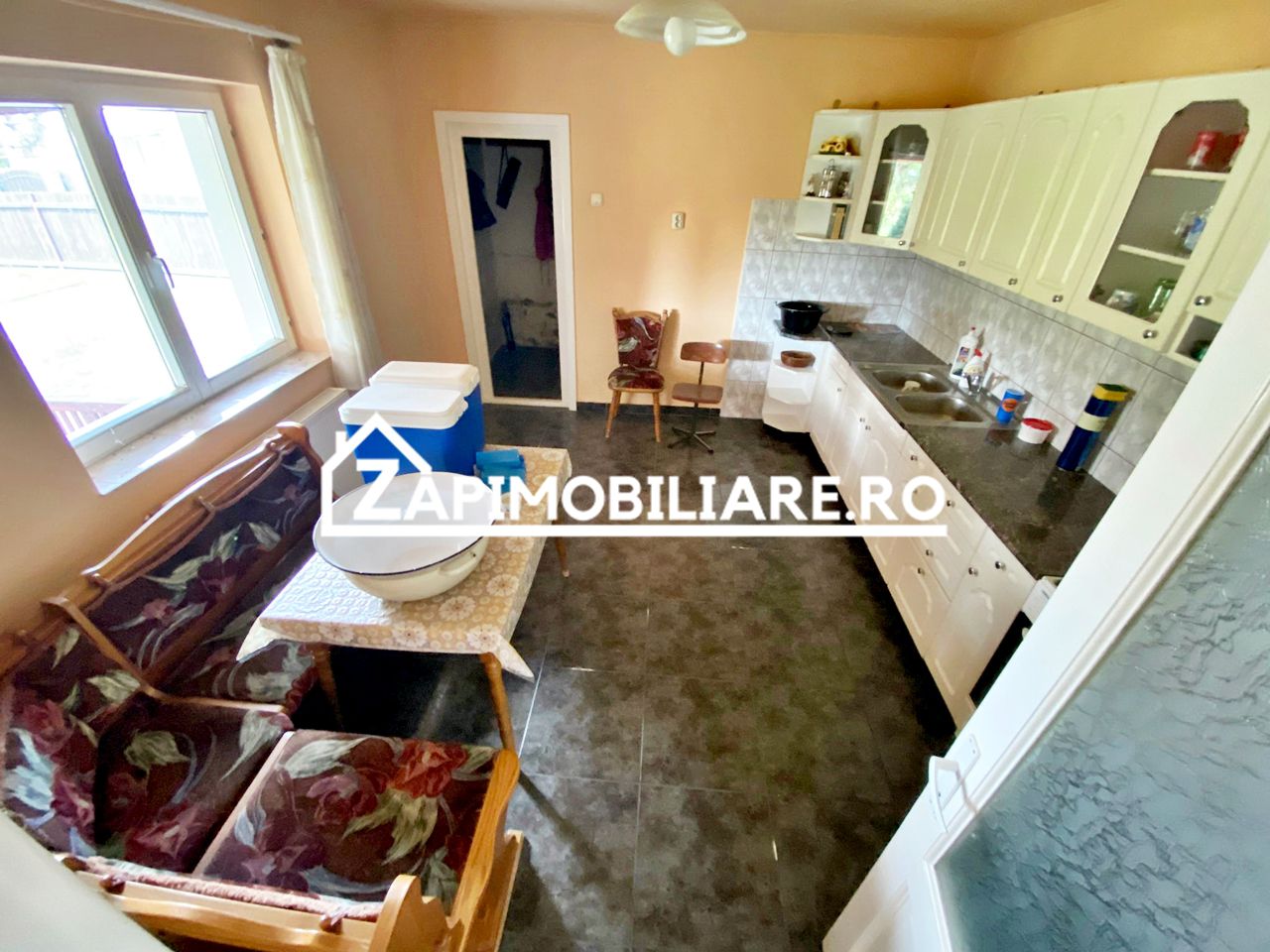 Ungheni - Casa 5 camere, 240mp, teren 1390mp, — fotografia 8