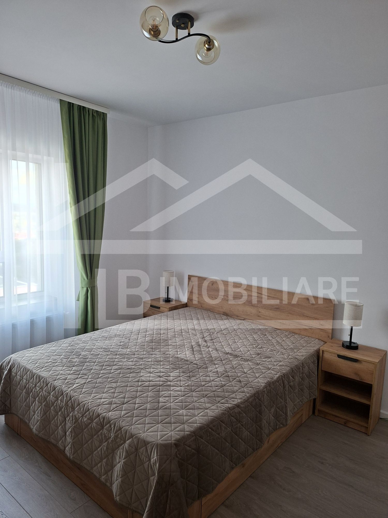 Apartament cu 2 camere, 58mp, decomandat, parcare, Zona Vivat Residence — fotografia 3