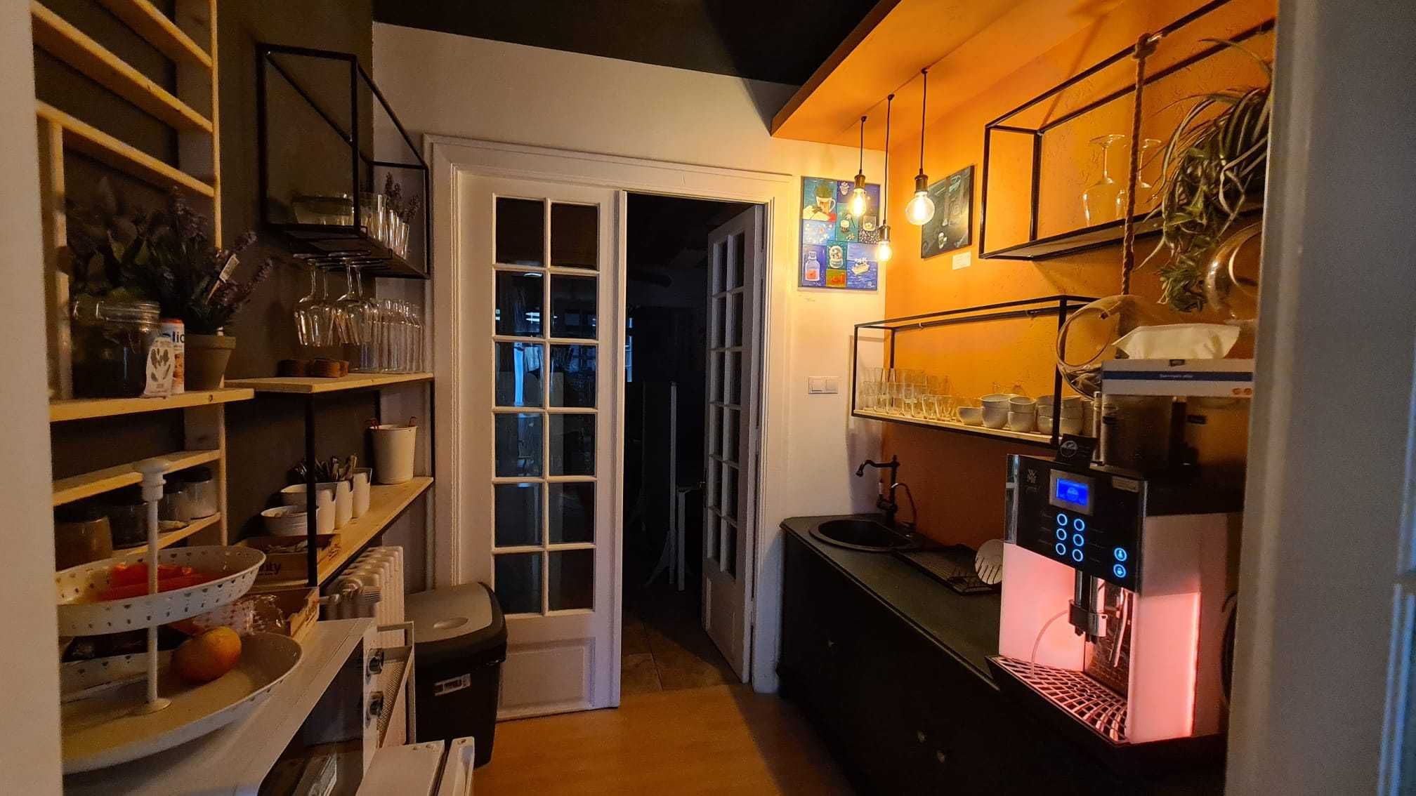 Spatiu Birou/Apartament Romana | Ultracentral | Intrare Separata — fotografia 3