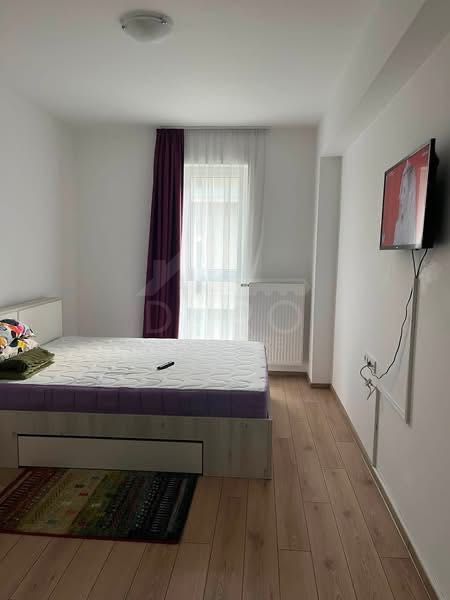 Inchiriez apartament cu doua camere cartier Maurer — fotografia 4