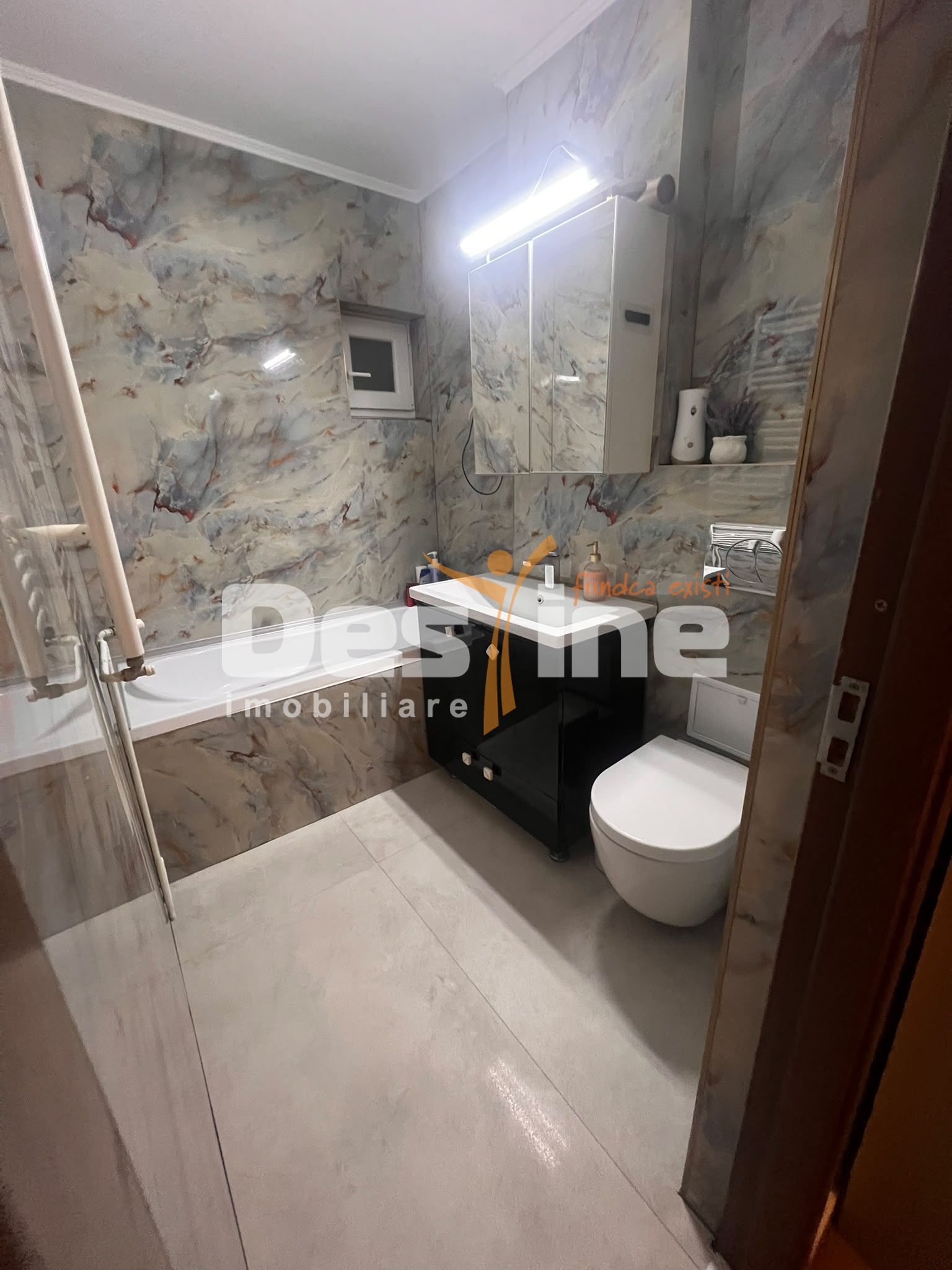 Apartament decomandat cu 3 camere, mansardă și multiple spații — fotografia 10