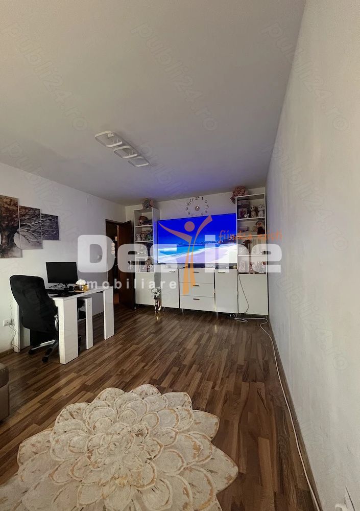 Apartament decomandat cu 3 camere, mansardă și multiple spații — fotografia 4