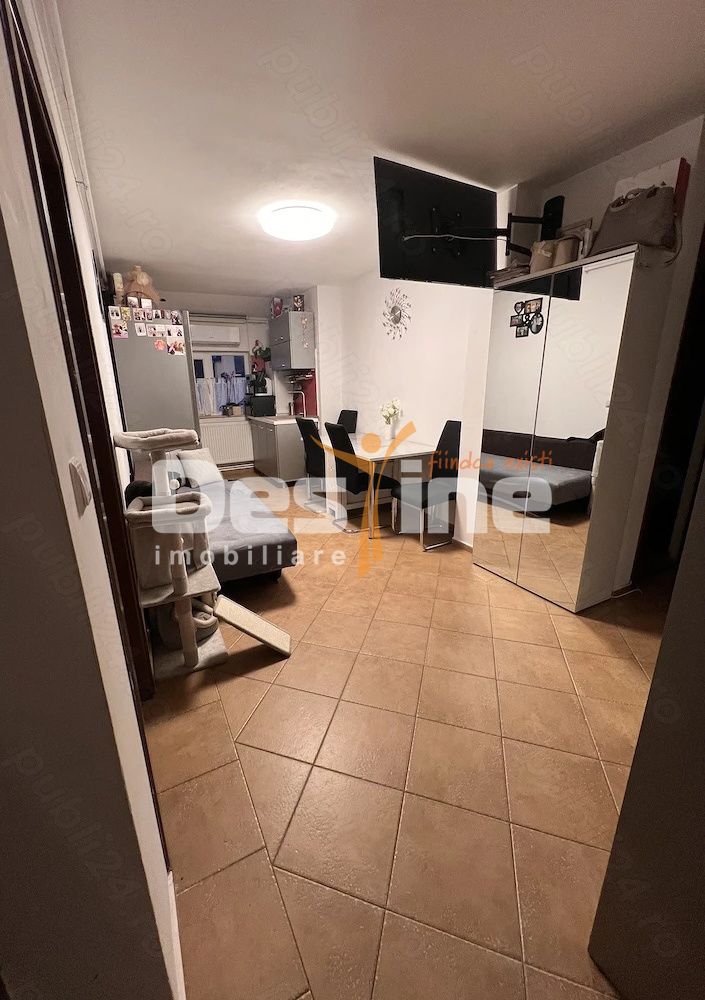 Apartament decomandat cu 3 camere, mansardă și multiple spații — fotografia 7