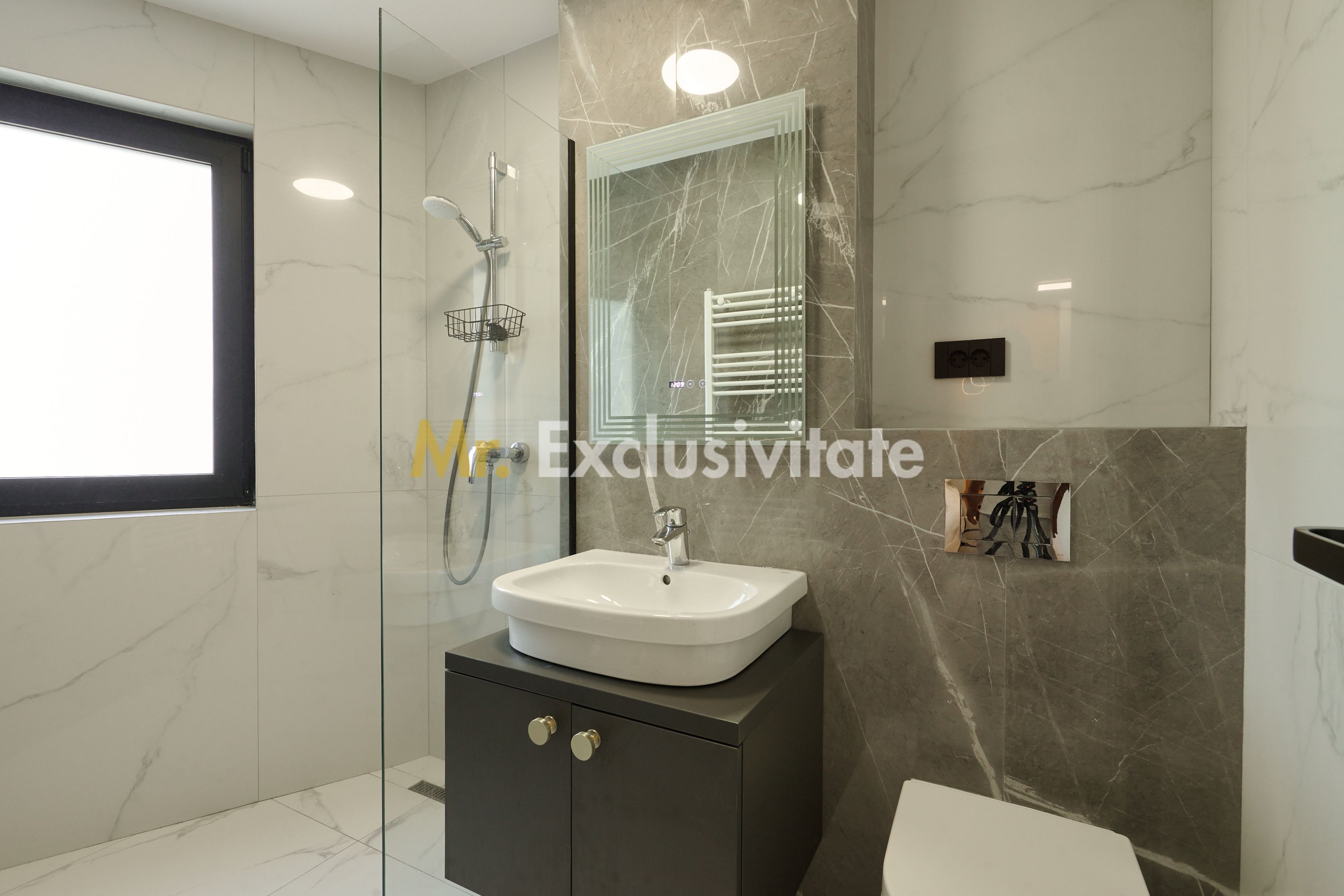 3 CAMERE|CENTRU|2026|2 BAI|2 BALCOANE |MOBILAT|UTILAT — fotografia 13