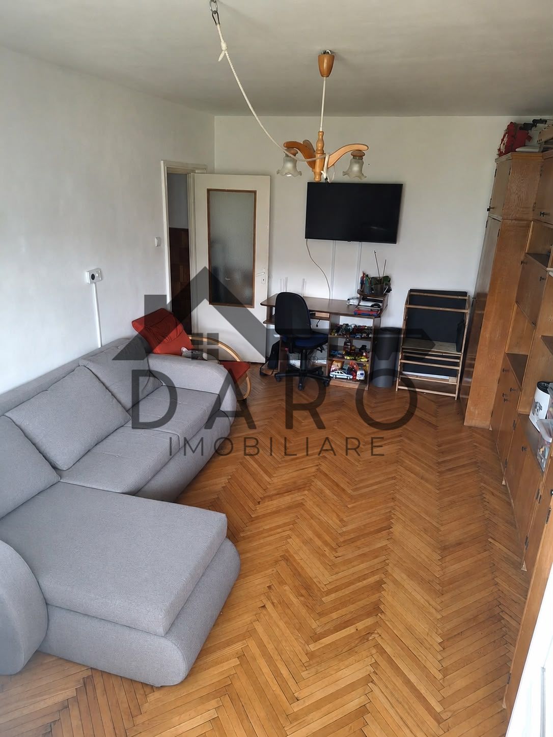 Oferim spre vanzare Apartament 2 camere în Tudor pret 87500 EUR
