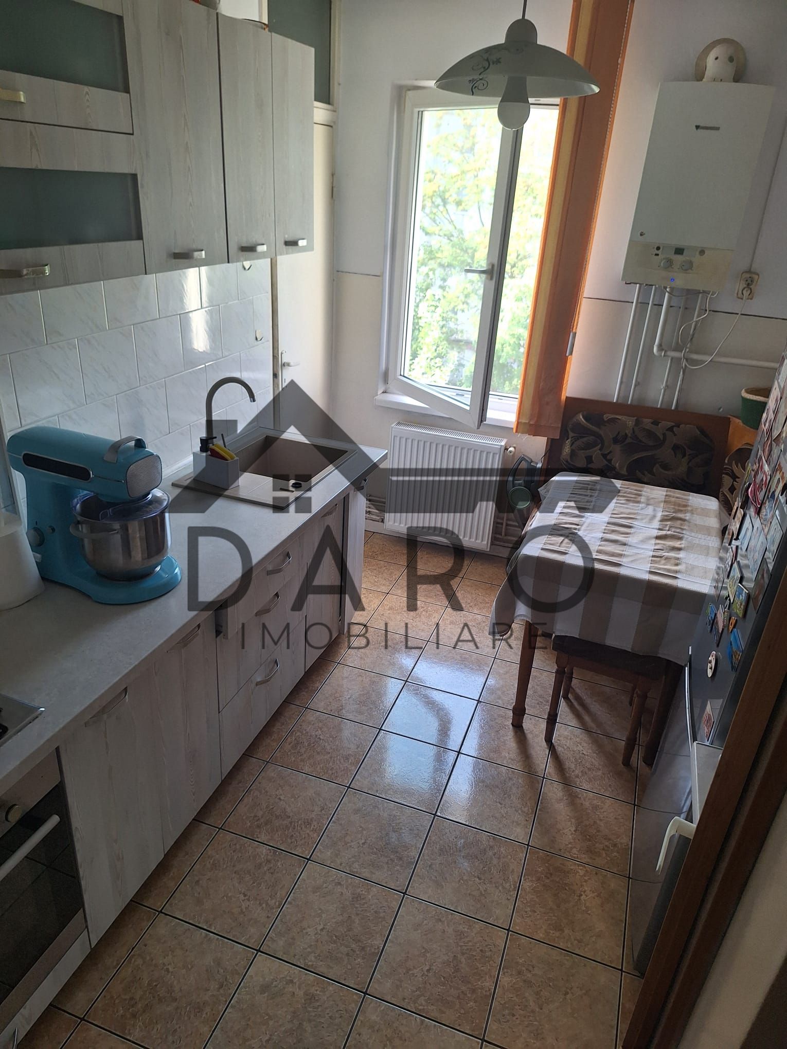 Oferim spre vanzare Apartament 2 camere în Tudor pret   87500 EUR — fotografia 4