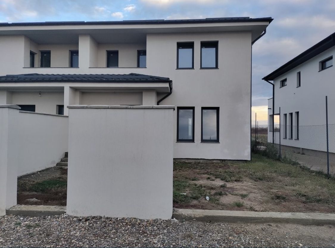 Vand casa tip duplex Martinesti — fotografia 6