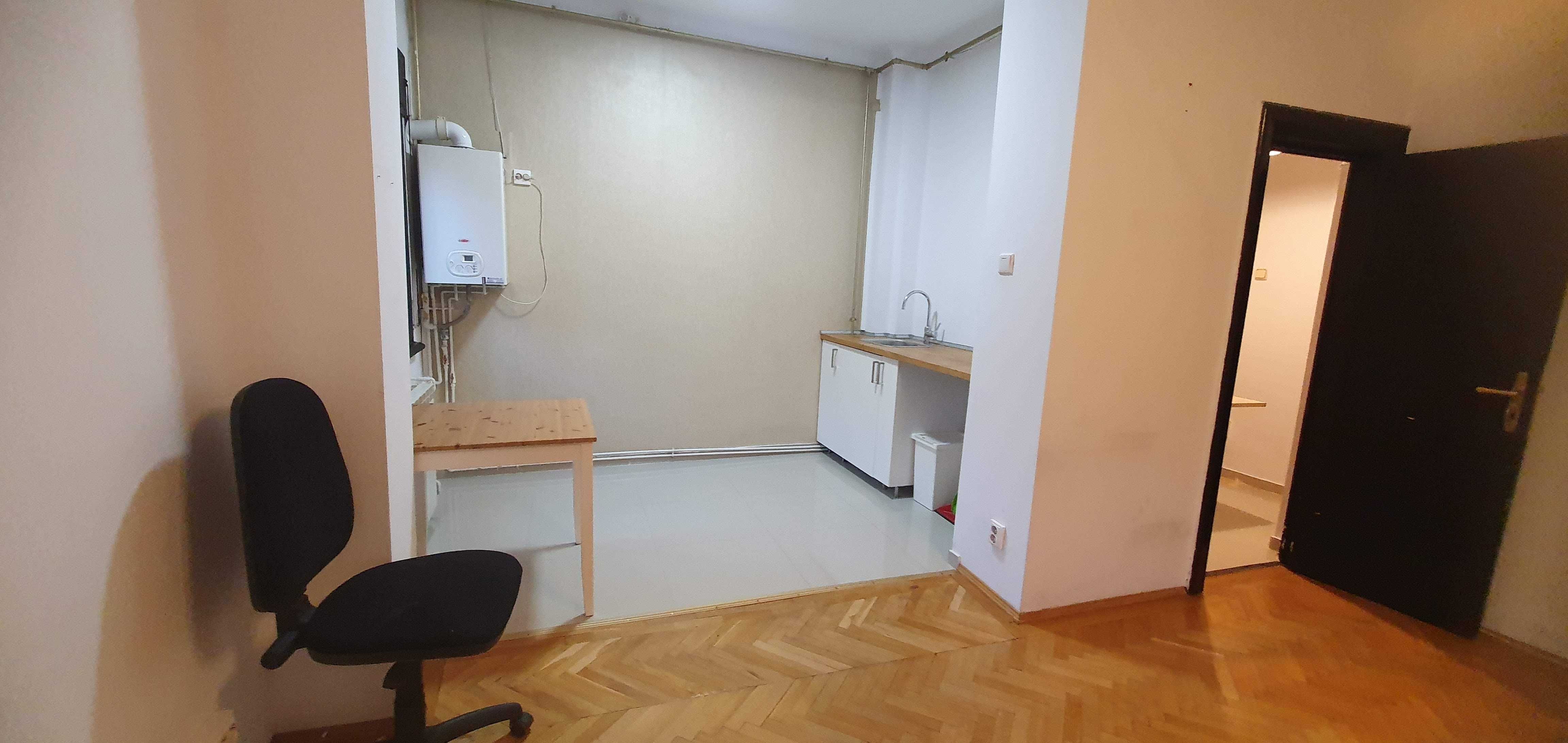 Apartament 2 camere in vila, stradal Dorobanți doua balcoane, două băi — fotografia 4