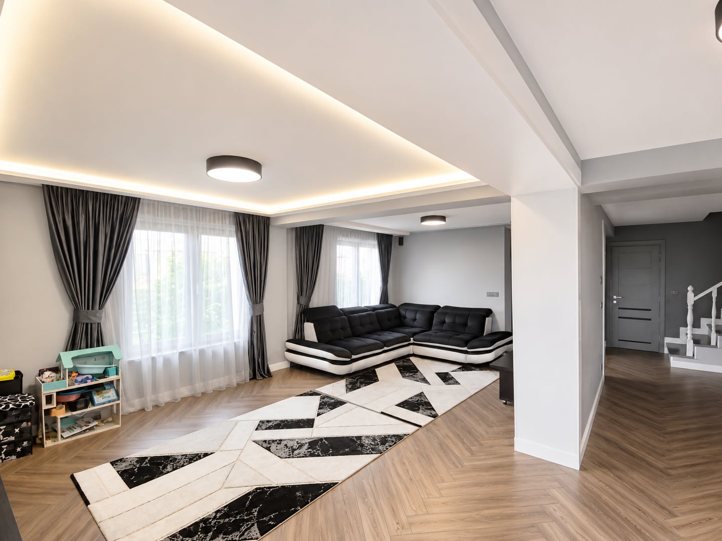 Vilă premium P+E de vânzare, 5 camere, teren 800 mp – construcție 2021 — fotografia 5