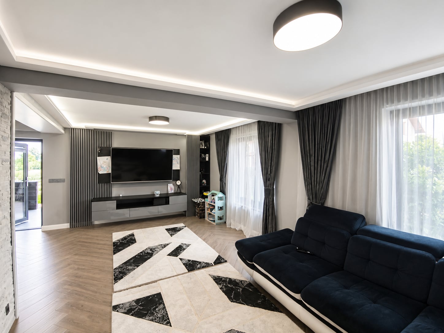 Vilă premium P+E de vânzare, 5 camere, teren 800 mp – construcție 2021 — fotografia 6