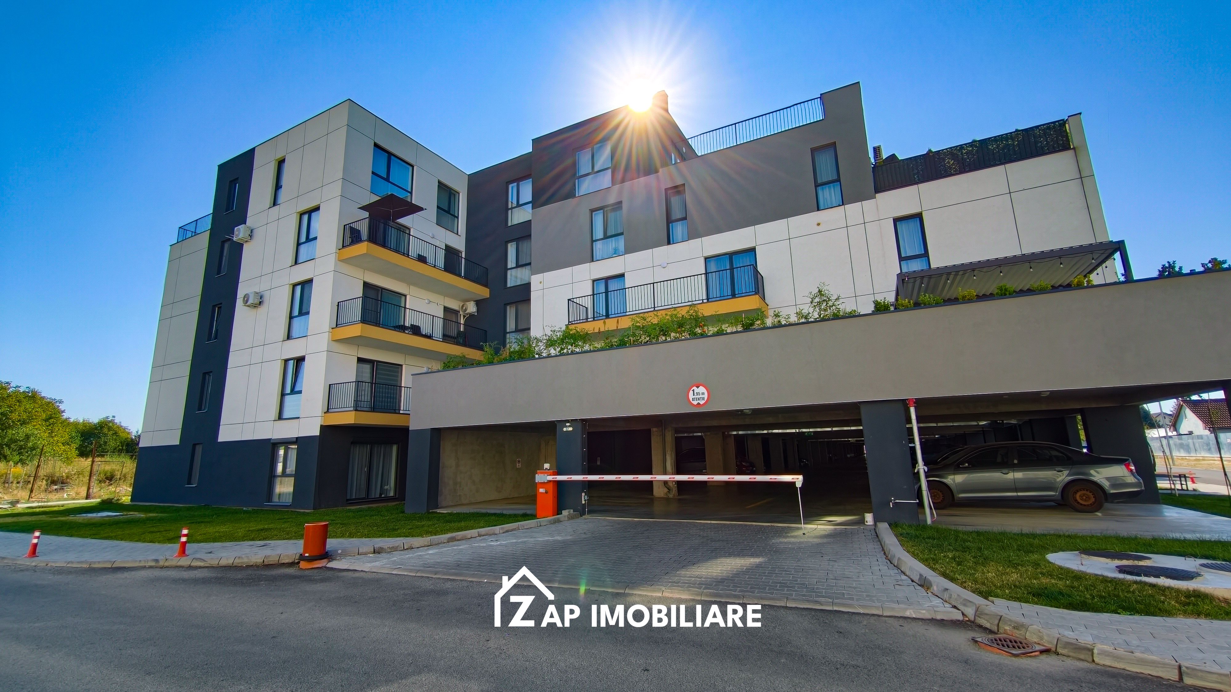 Ama Residence - Unirii  - Prima Închiriere - 2 Camere Lux + Parcare + AC