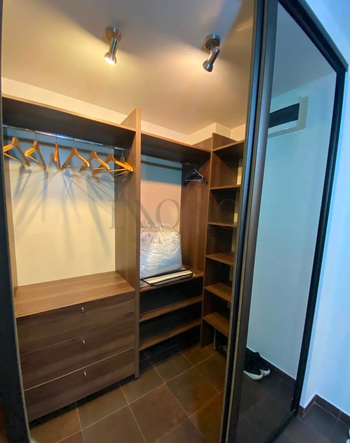 Apartament 2 camere renovat | Loc de parcare | Bd. Unirii — fotografia 16