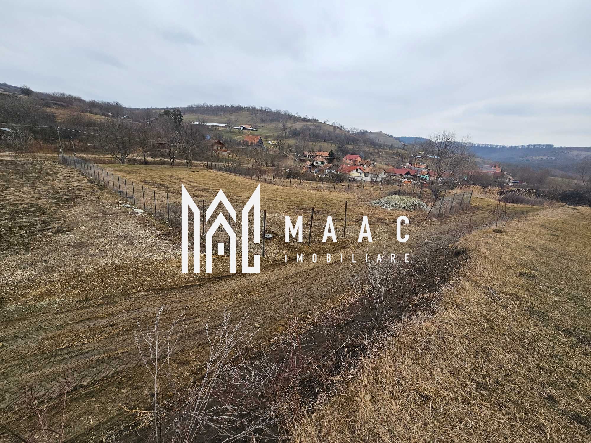 Teren de vânzare în Hamba | 1.740 mp | cu utilități și ieșire la râu — fotografia 5