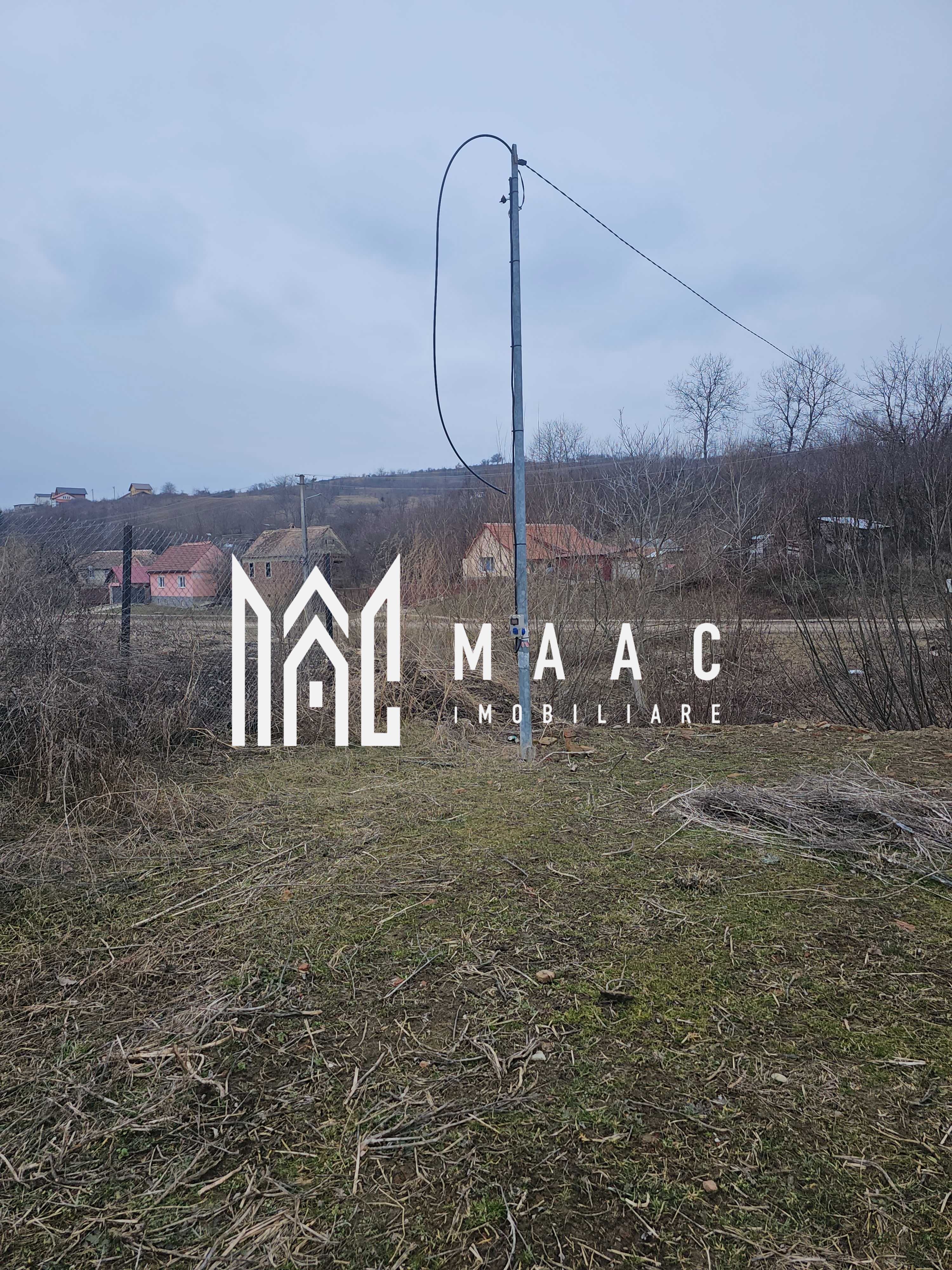 Teren de vânzare în Hamba | 1.740 mp | cu utilități și ieșire la râu — fotografia 6