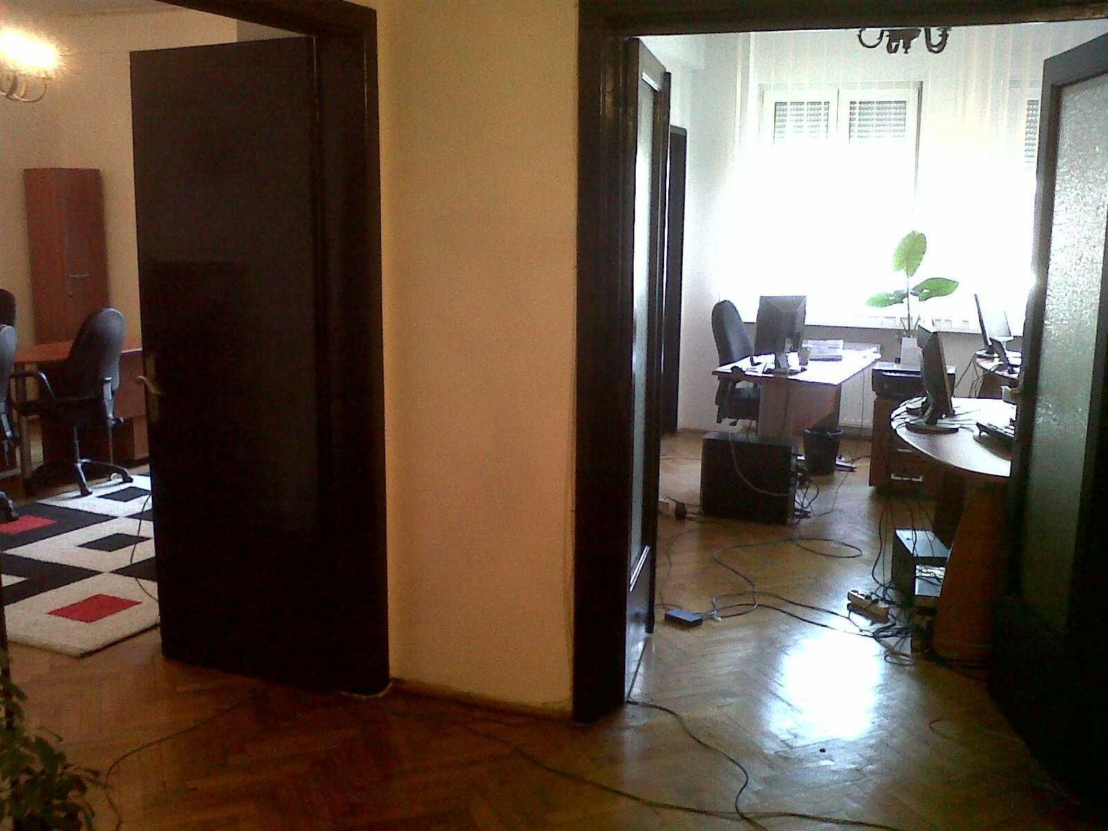 OCAZIE 4 camere Piata Romana 134 mp etaj 2/7 vedere Magheru 169700 EUR — fotografia 4