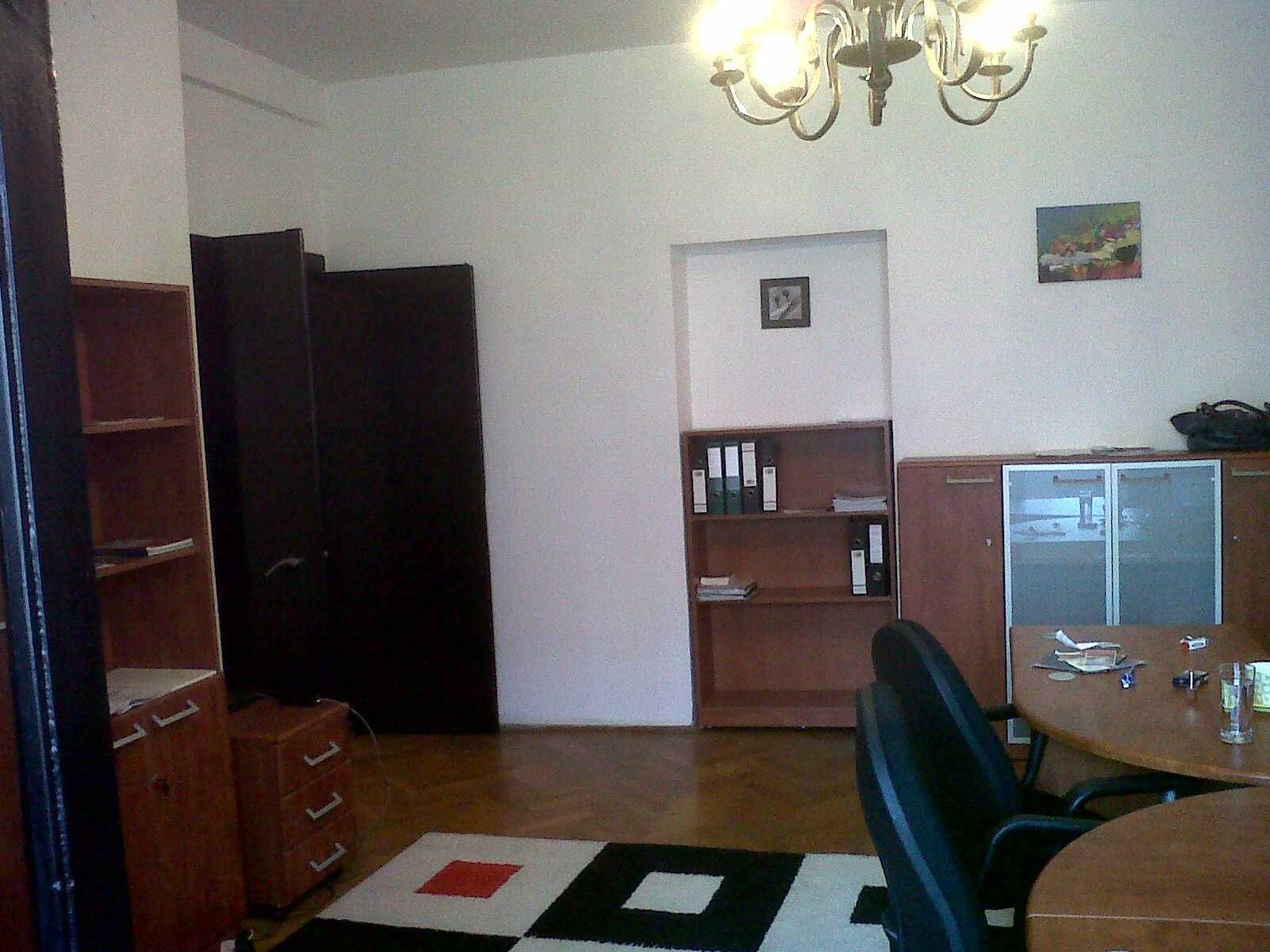 OCAZIE 4 camere Piata Romana 134 mp etaj 2/7 vedere Magheru 169700 EUR — fotografia 6