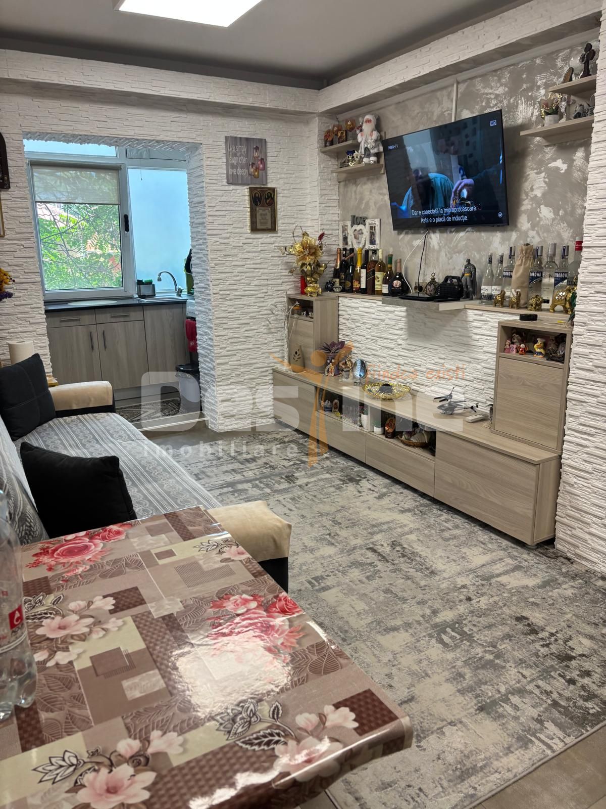 APARTAMENT 2 CAMERE DECOMANDAT RENOVAT